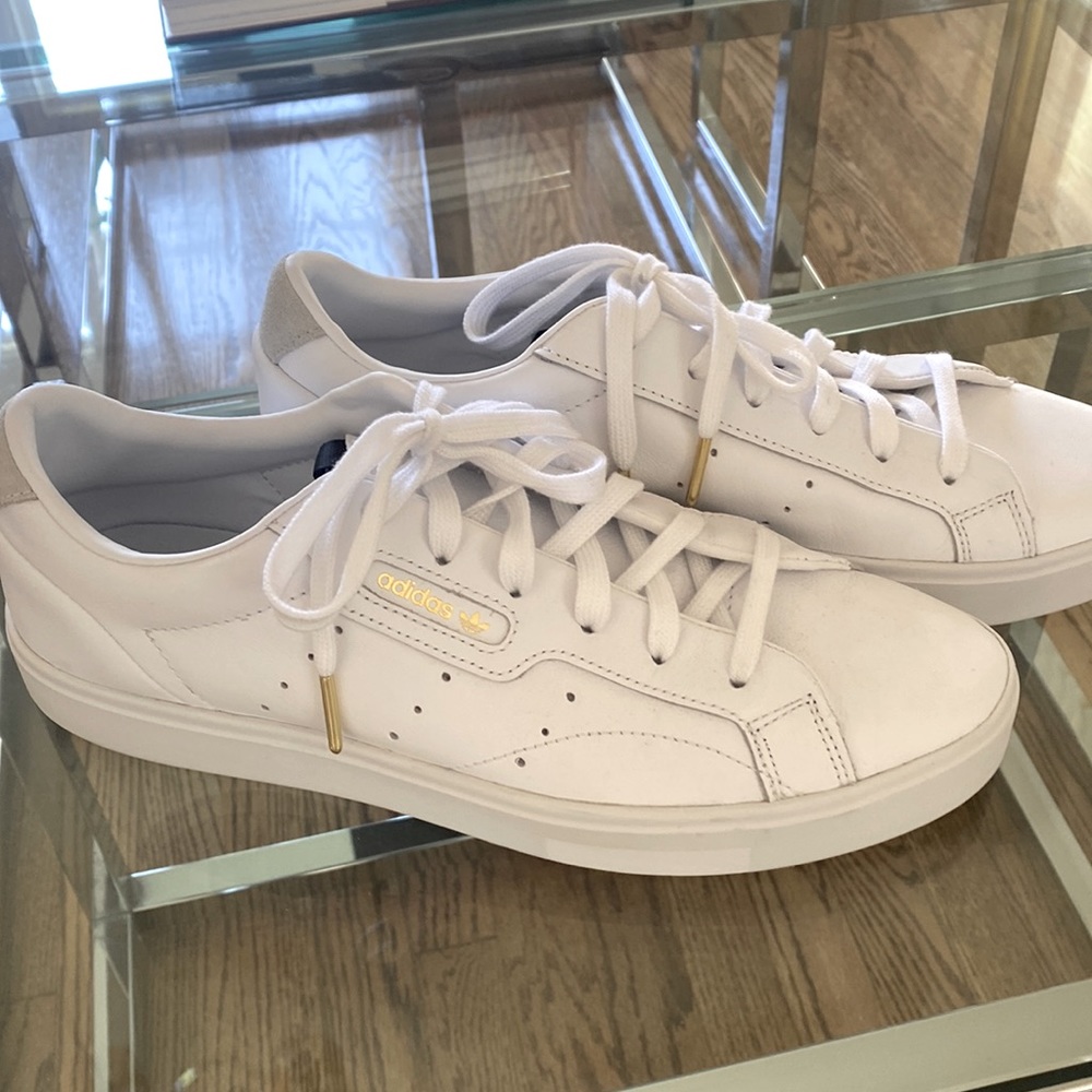 Adidas Sleek Tennis Shoe